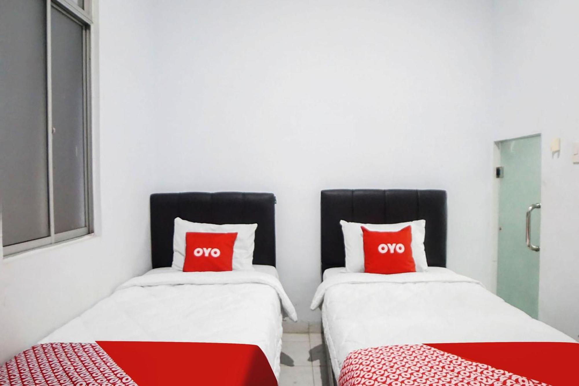Super Oyo 91627 Wika Wiki Homestay Medan Eksteriør billede