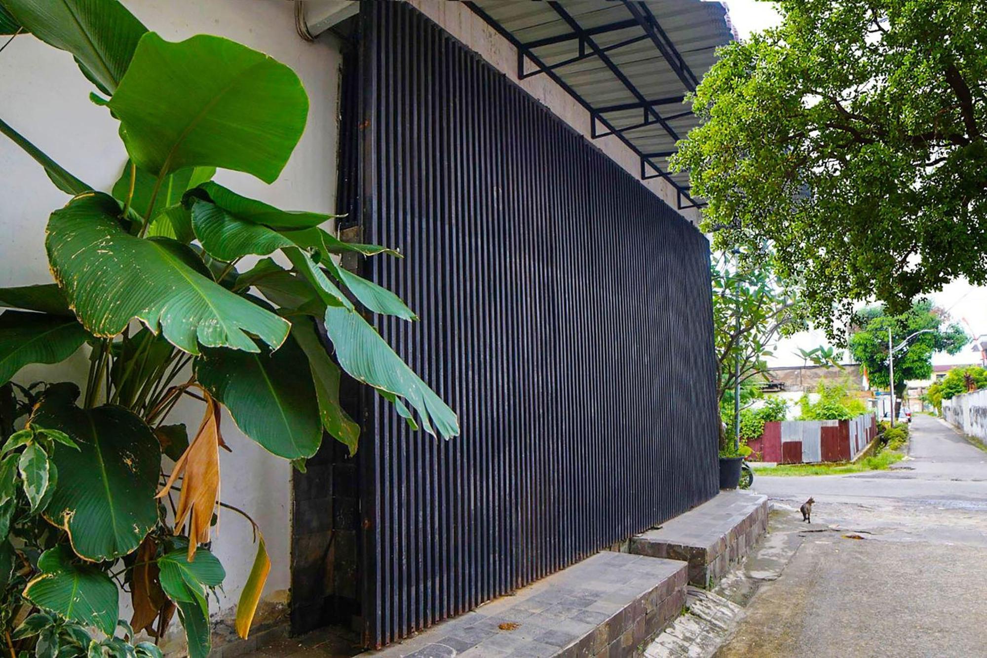 Super Oyo 91627 Wika Wiki Homestay Medan Eksteriør billede