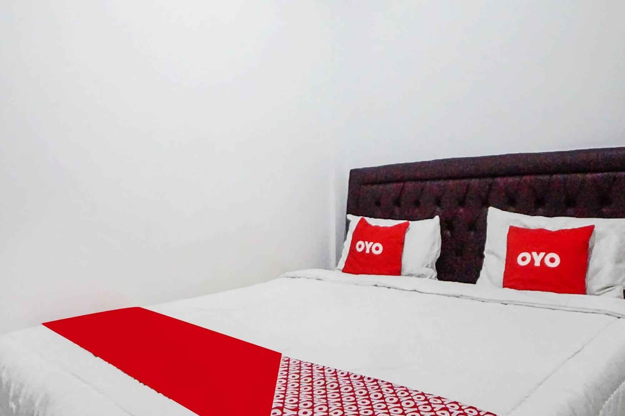Super Oyo 91627 Wika Wiki Homestay Medan Eksteriør billede
