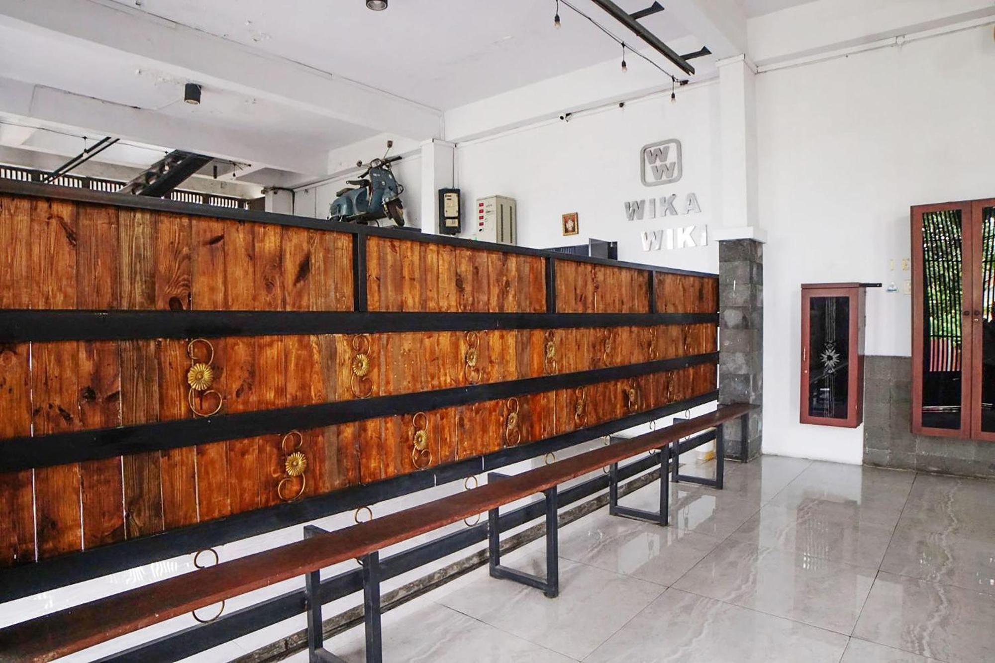 Super Oyo 91627 Wika Wiki Homestay Medan Eksteriør billede
